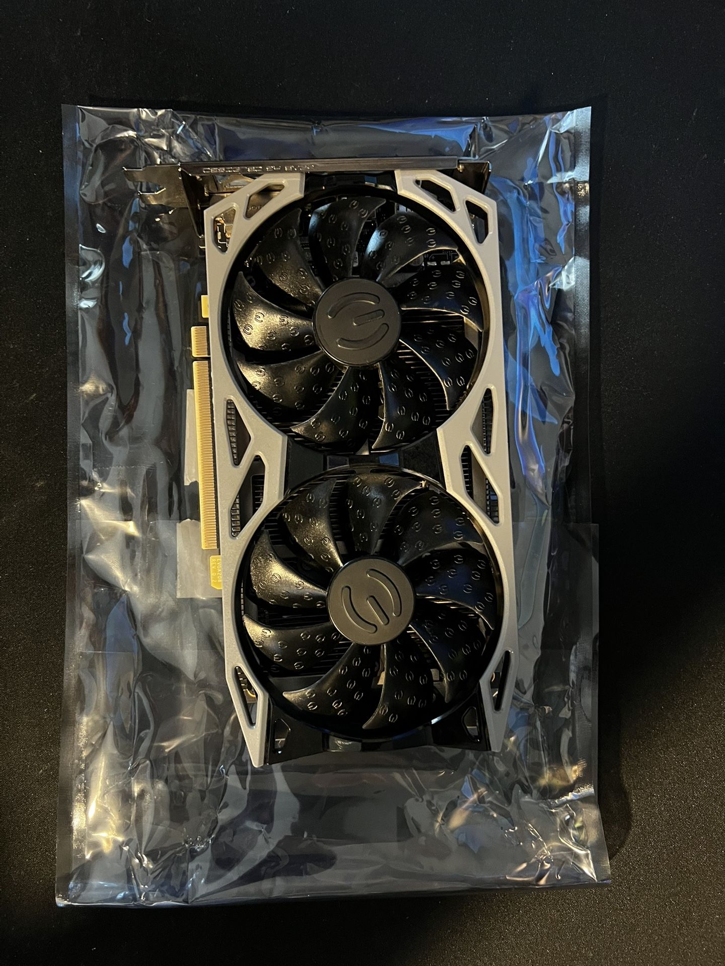 EVGA GeForce GTX 1660 SUPER SC ULTRA GAMING GPU