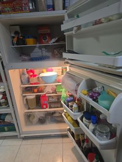 White Top-Freezer Refrigerator
