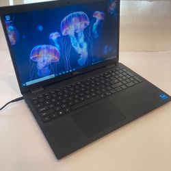 Dell Latitude 3520 Laptop With 32GB RAM and Free Docking Station 