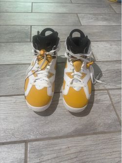 Jordan 6 yellow ochre