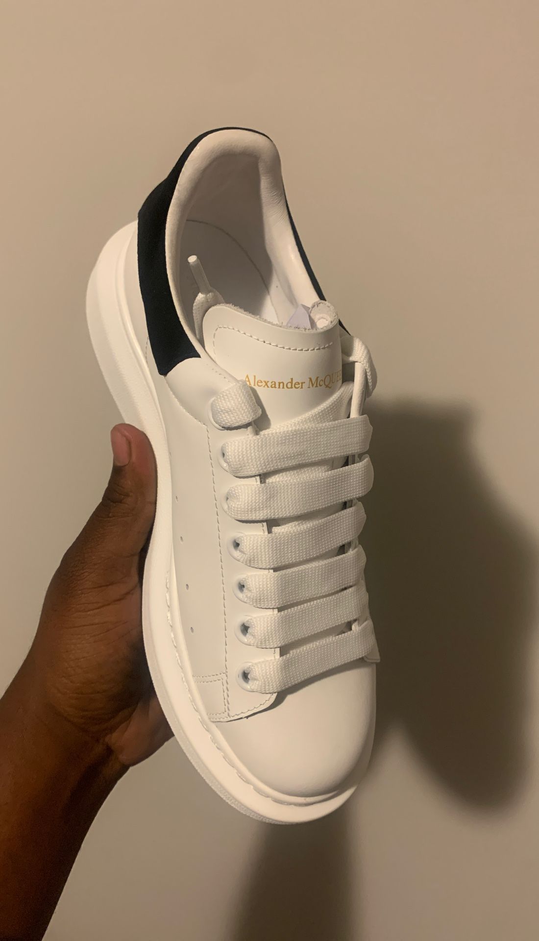 Alexander McQueen Size 8 women’s