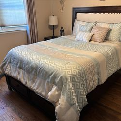 3 Piece Bedroom Set- Bed Frame, Dresser and Nightstand
