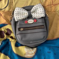 Nikky Purse