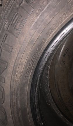 Two tires 275/65/R20