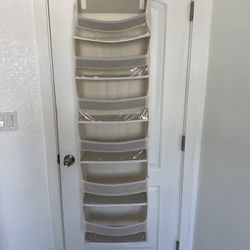 Baby door organizer 