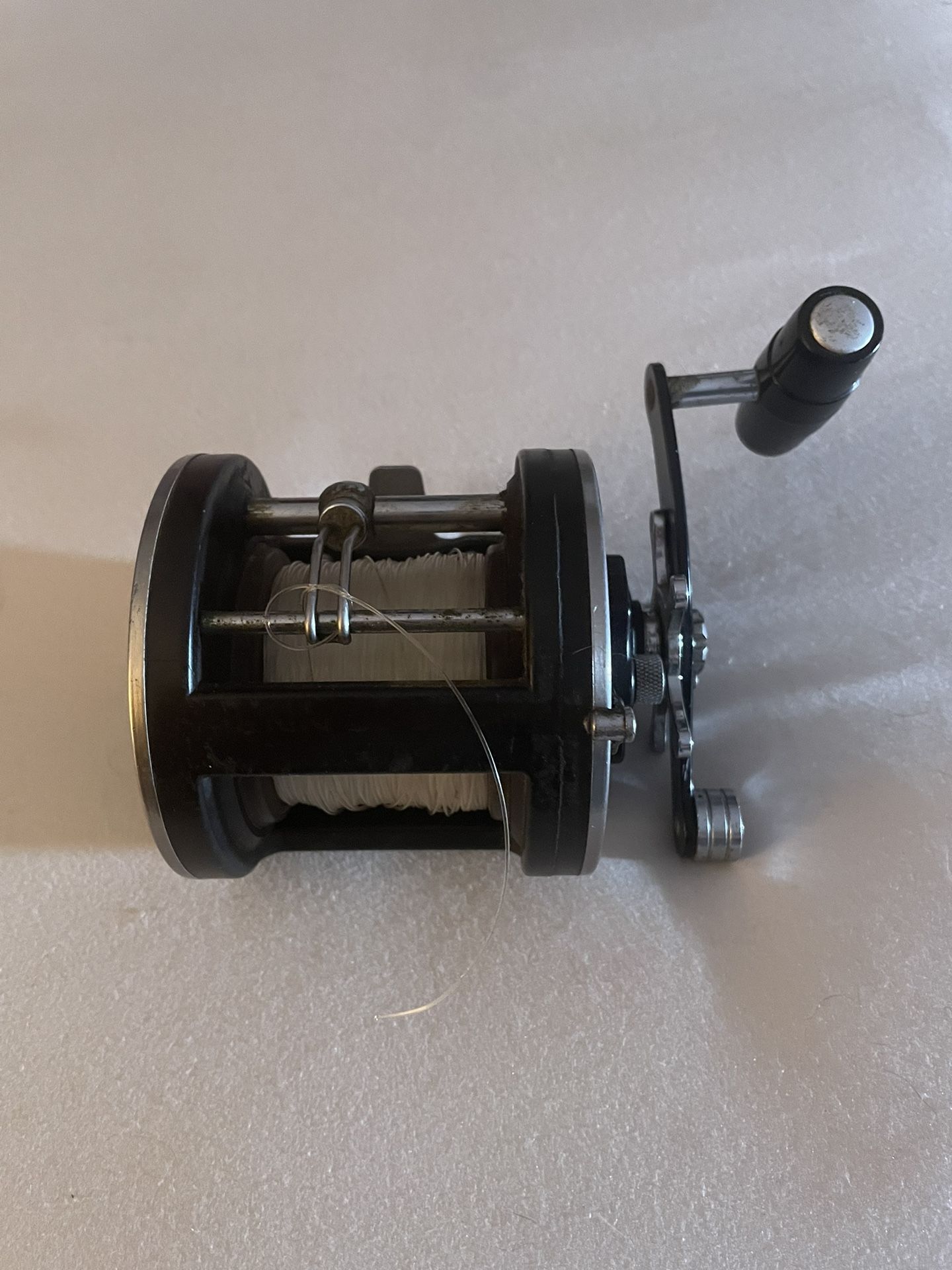 PENN 330 GTi GRAPHITE
