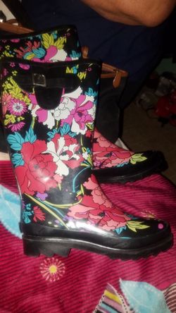 The sak rain boots