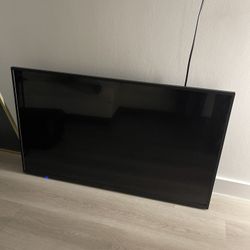 INSIGNIA 43-inch Smart 4K UHD TV - Fire TV Edition