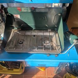 Coleman Propane Stove 2 Burners