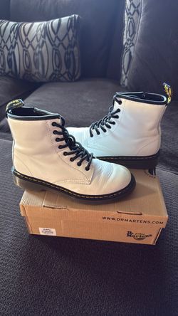 Youth Dr. Martens
