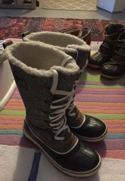 Sorel 6.1/2 women's