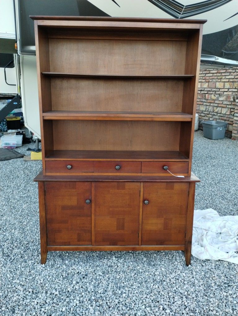 China Hutch
