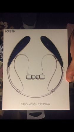 Wireless Bluetooth headphones