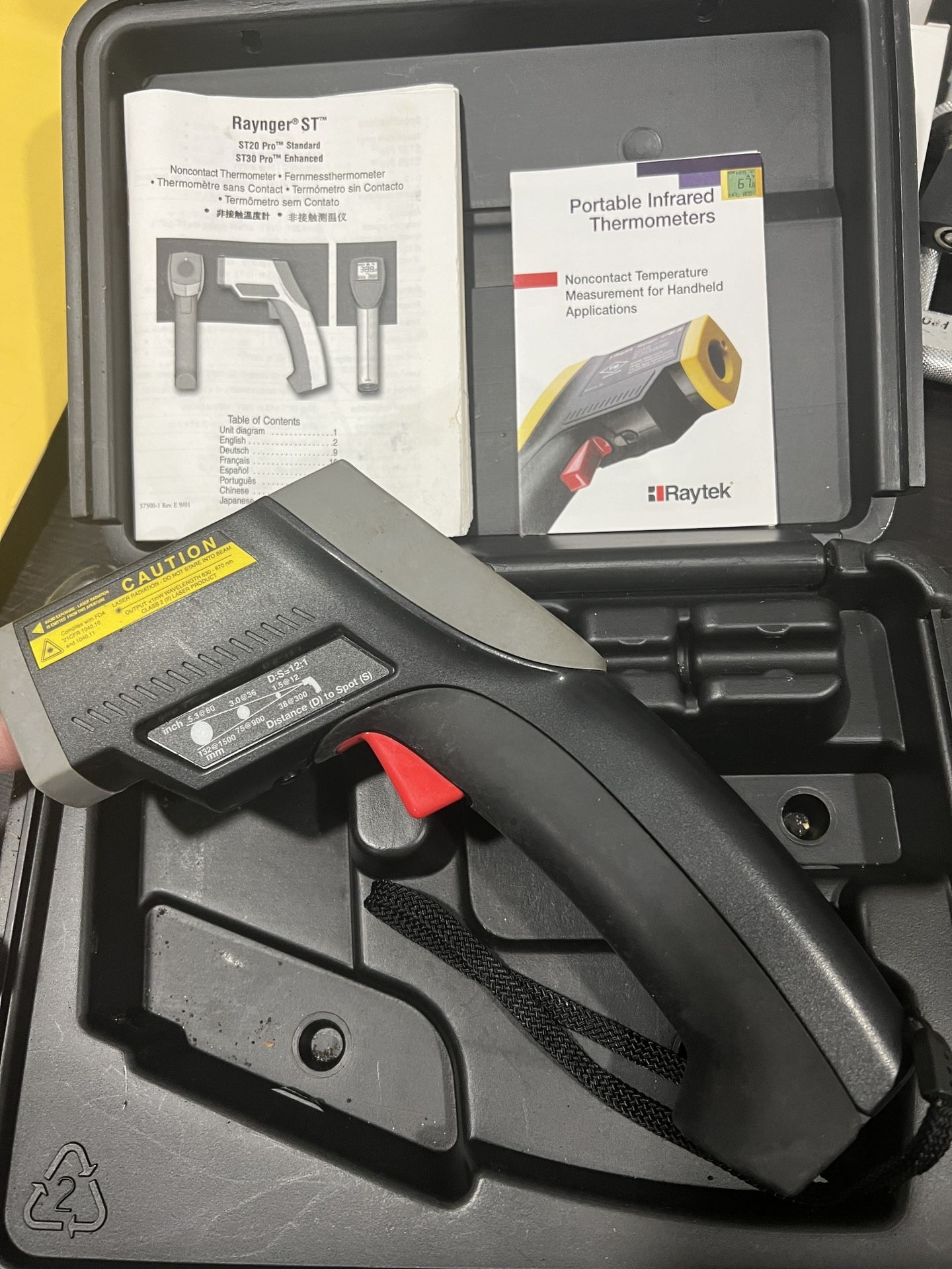 KM842 Infrared Thermometer