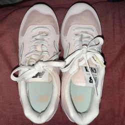 Pink New Balance 574