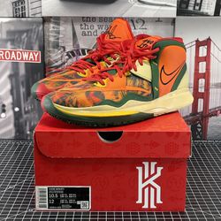 NIKE KYRIE INFINITY BASKETBALL SHOES  10.5 