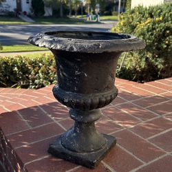 Lightweight Resin Planter Urn Plant Pot Garden Indoor Outdoor Flowers Plants 