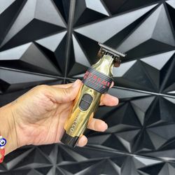 HAIR MACHINE CUTTER FOR SALE!!! $20