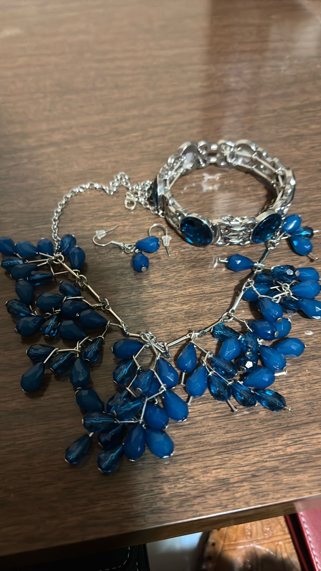 Blue Paparazzi Necklace @ Bracelet Set
