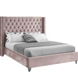 Aiden Pink Velvet Queen Bed

