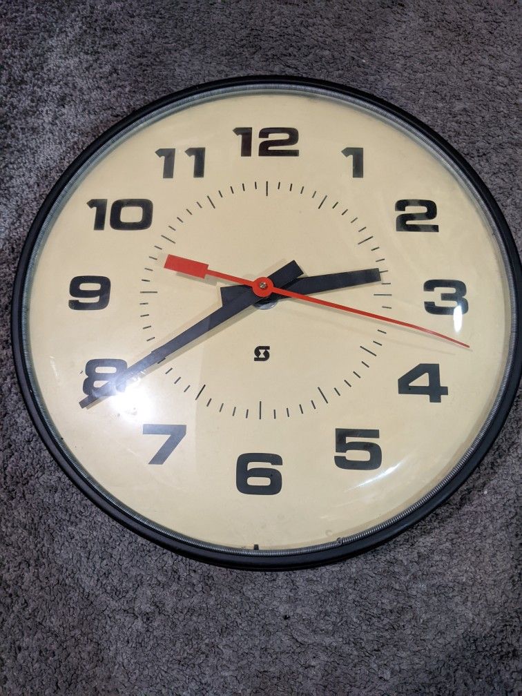 Vintage Simplex Model 2310 Round Glass School House Clock