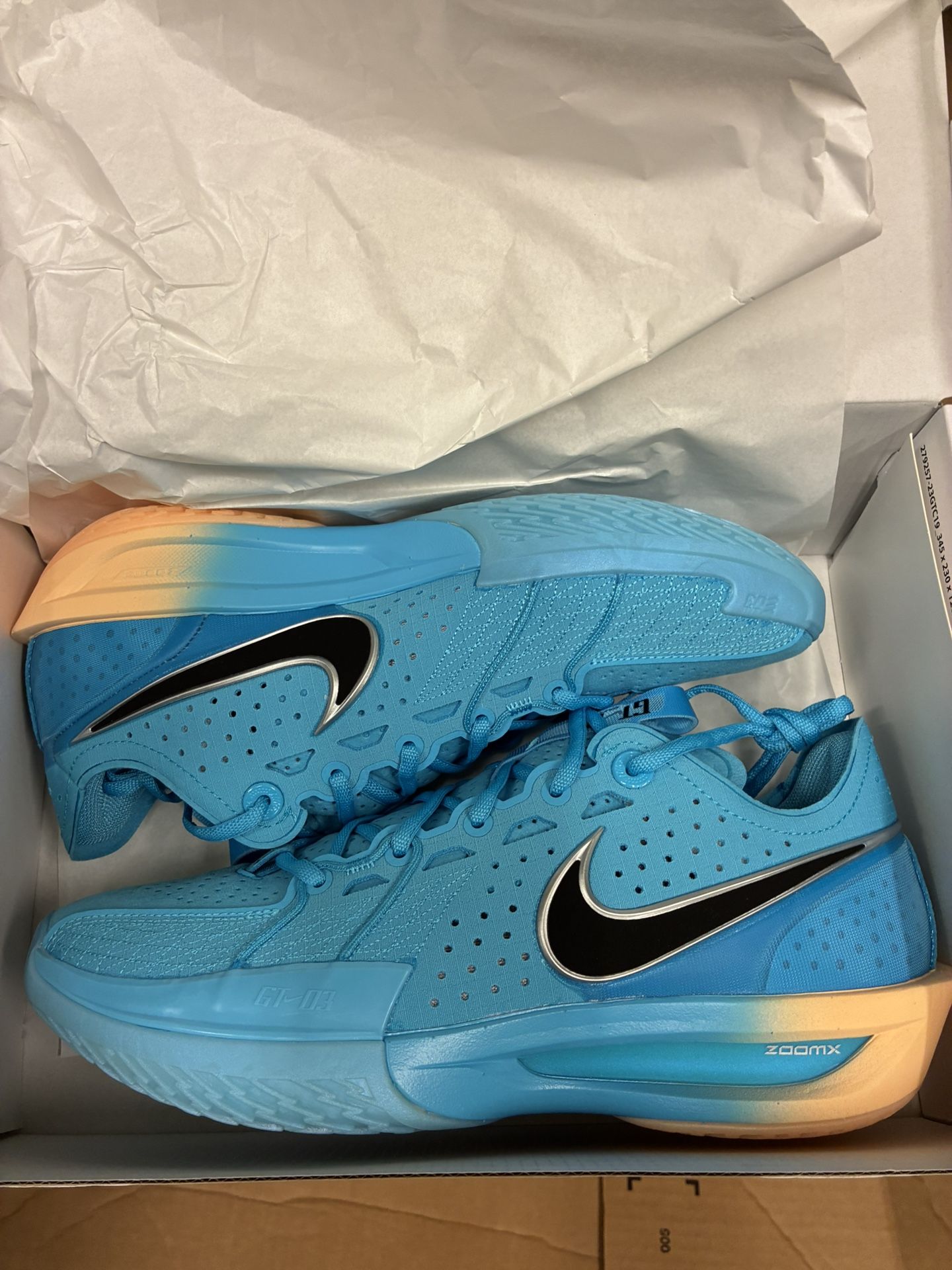 Nike GT Cut 3 S 10.5