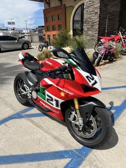 2023 Ducati Panigale V2 Bayliss 1St Championship 20Th Annivers