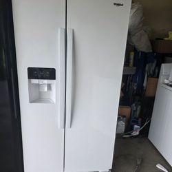 Whirlpool Refrigerator 