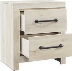 Brand new Gorgeous nice nightstand