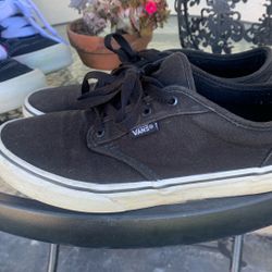 Size 5.5 Junior size Vans Black And Red/black/white