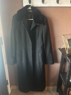 Woman’s Coat size 16