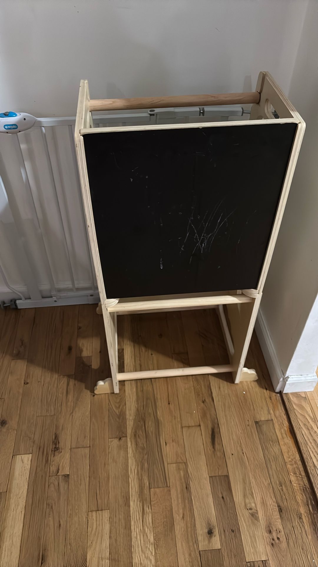 Kids Kitchen Helper Chalk Board 