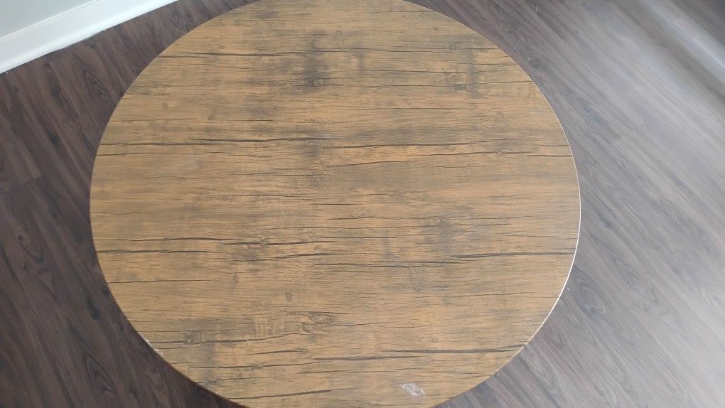 Metal & Wood Round Coffee Table