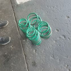 Scion XD LOWERING SPRINGS USED FOR 1 MONTH LIKE NEW!