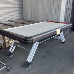 Air Hockey Table