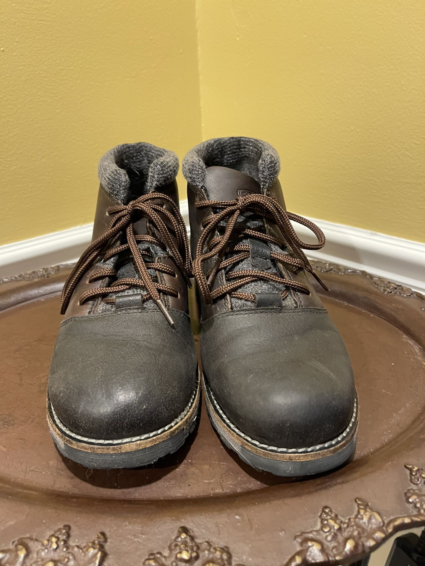 Men’s Vintage Keen Boots