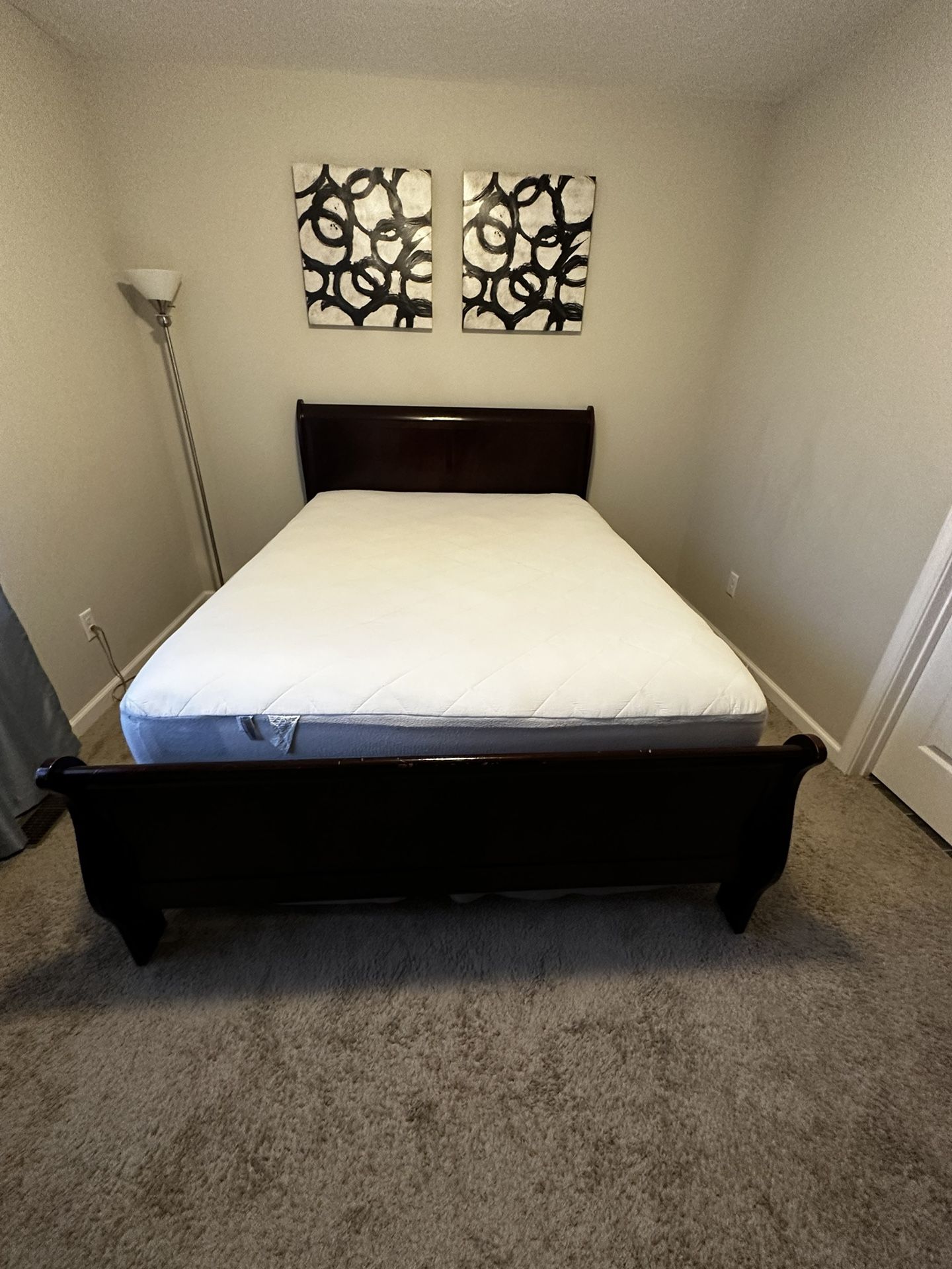 Queen Bedroom Set
