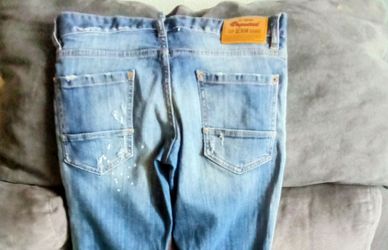 Dsquared mens size 28/30 jeans!