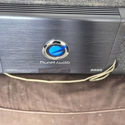 2000 Watts Amp 2 12s Kickers And Box