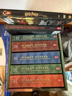 Harry Potter Books & Double DVD  of Sorcerer’s Stone Special Widescreen Edition 