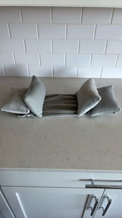 Pillow for side sleeper or back sleeper