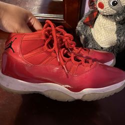 Red Jordan 11’s