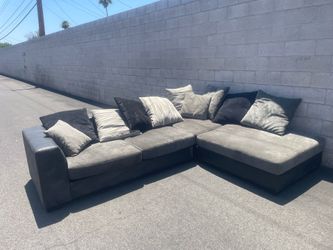 Sectional couch