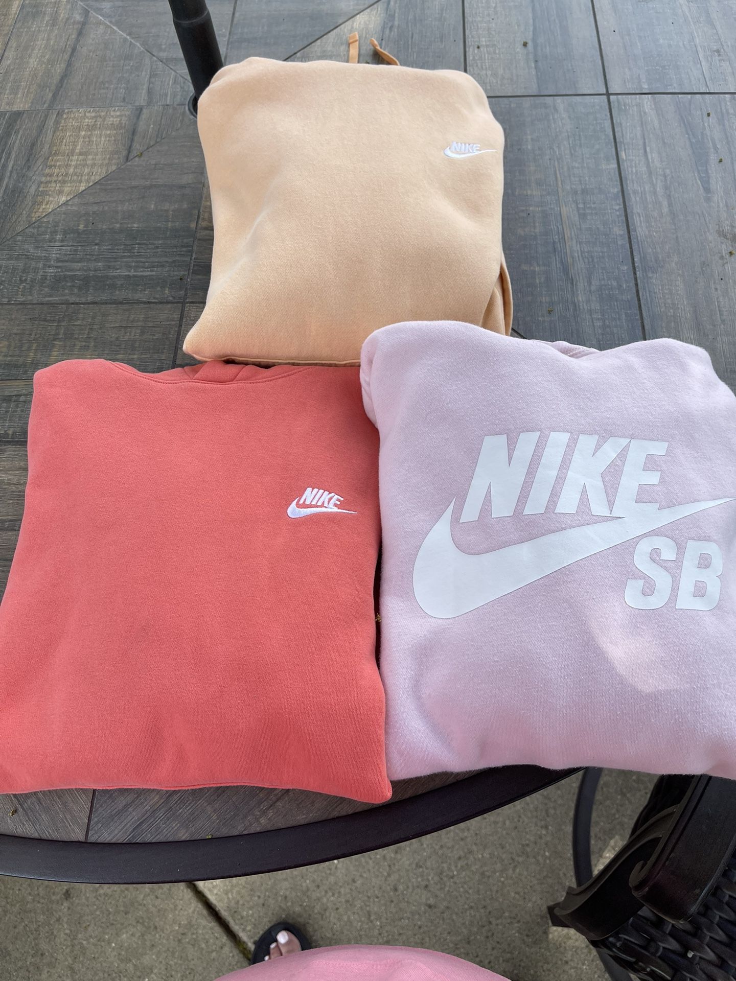 Nike Hoodies-Men’s (3)