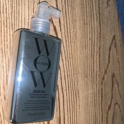  COLOR WOW Dream Coat Supernatural Spray – Keep Your Hair Frizz-Free and Shiny No Matter the Weather with Award-Winning Anti-Humidity Treatment