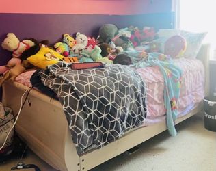 Full Size Girls Bedroom Set
