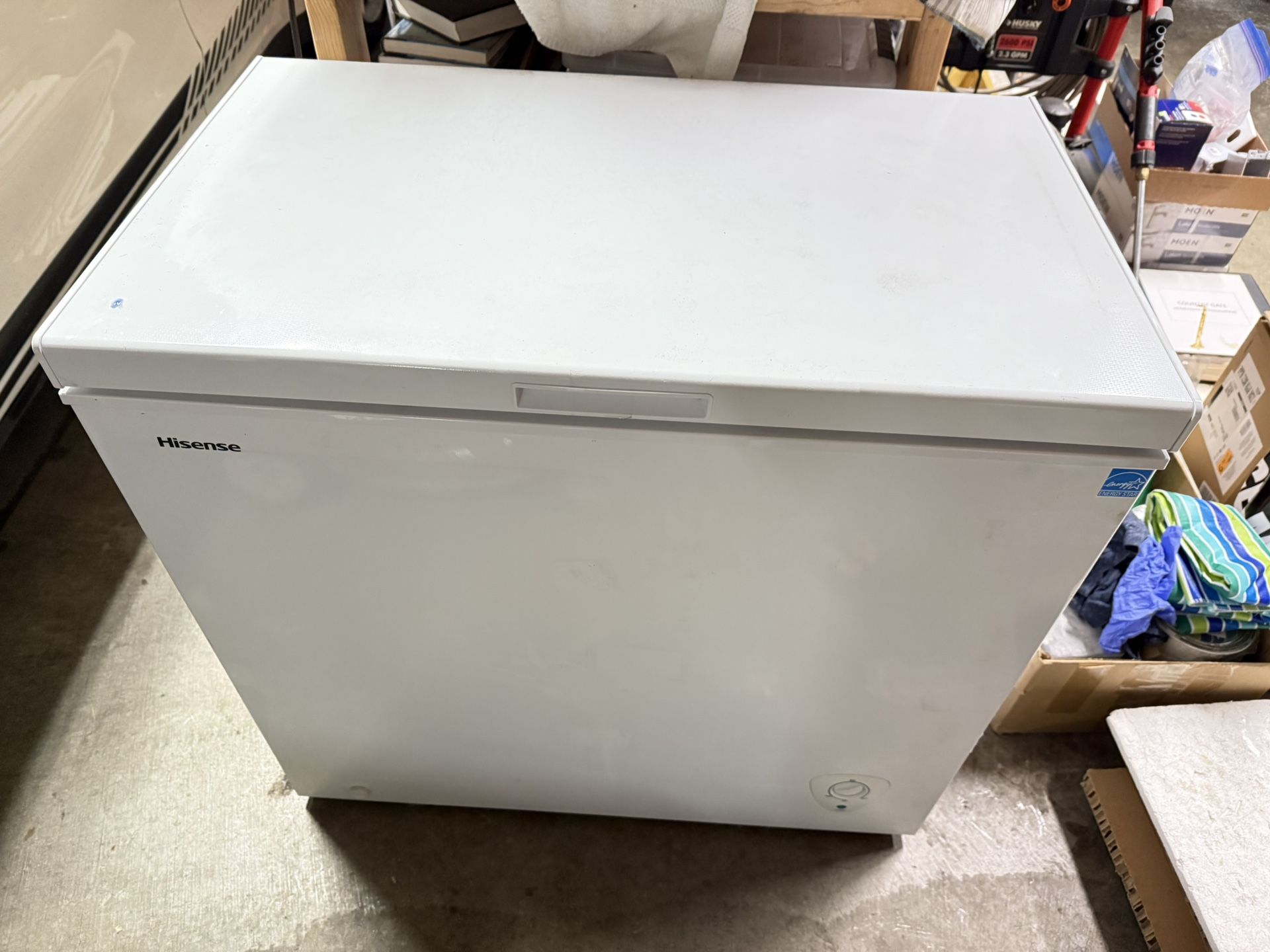 Chest Freezer_Hisense