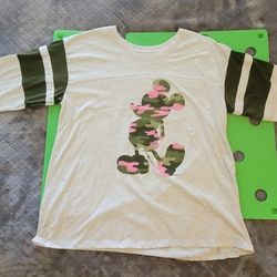 Disney Brand Women's 2xl Camo Mickey Mouse Shirt