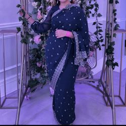 Teal Saree With Gold Embellishments 