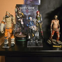 Multiple borderlands figures/statues